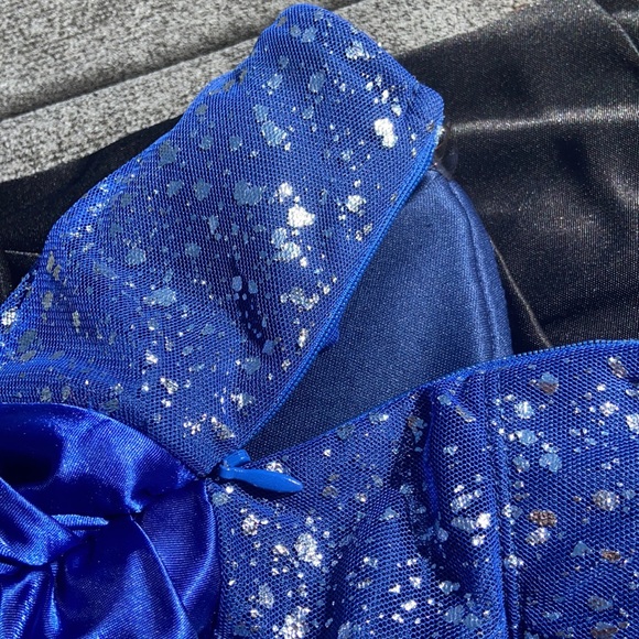 Strapless Black and Blue Dress - Picture 5 of 7